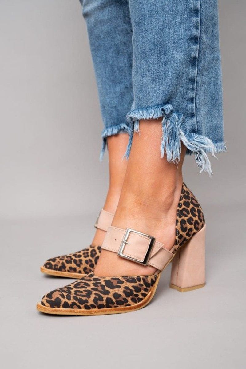Ilana™ | Zapatos de tacón grueso con un llamativo estampado de leopardo