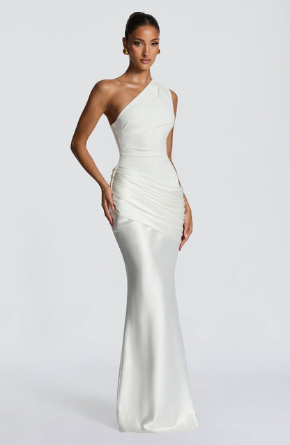 ADRIANA - VESTIDO ELEGANTE Y SOFISTICADO PARA OCASIONES ESPECIALES
