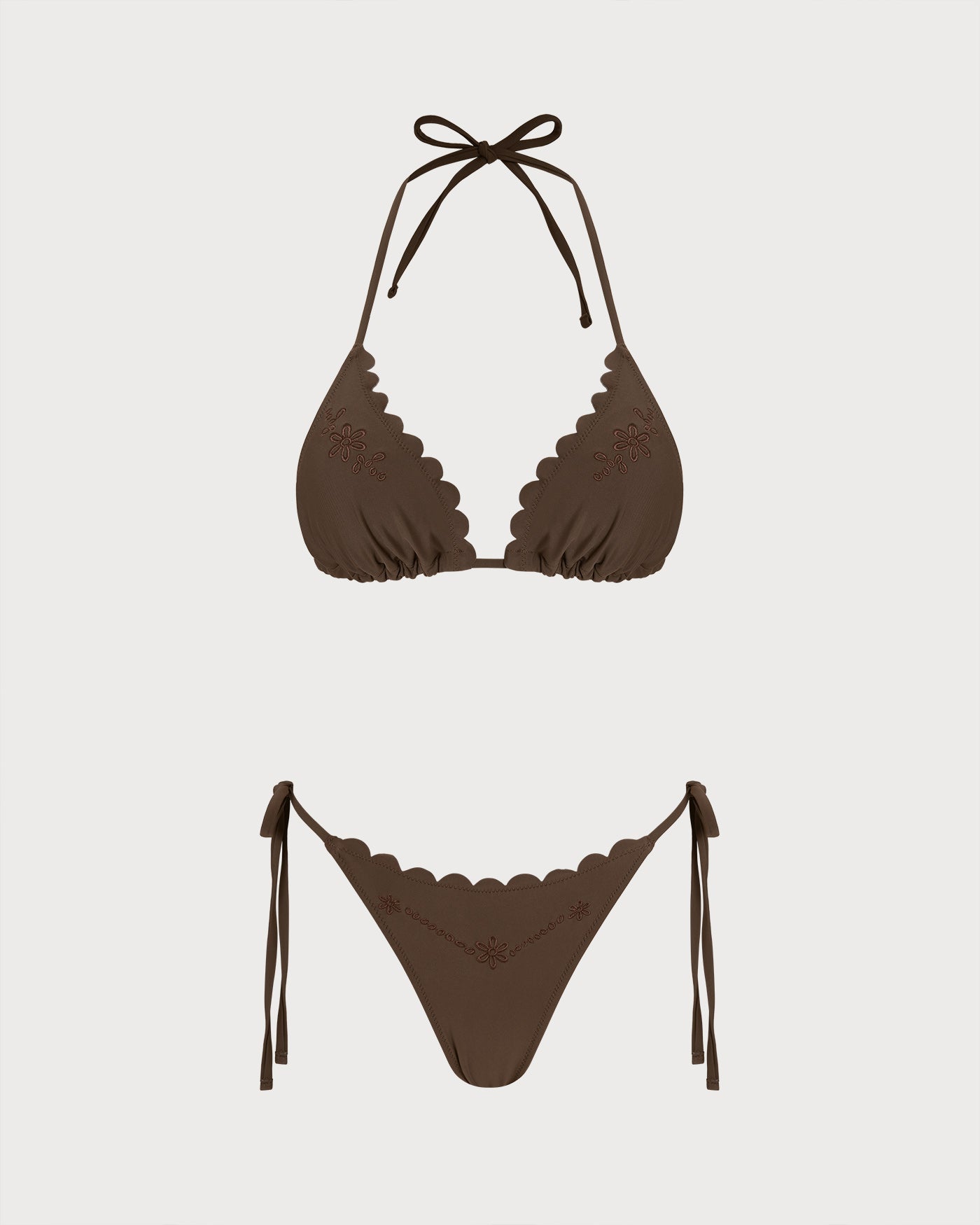 Conjunto de bikini con cuello halter y bordados en color café