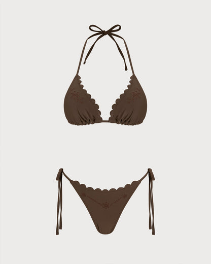 Conjunto de bikini con cuello halter y bordados en color café