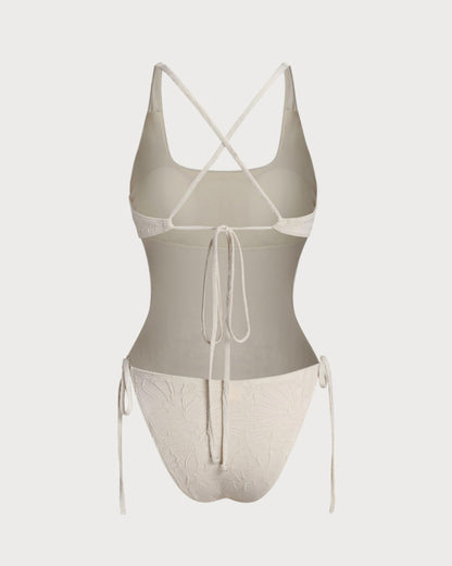 Bañador de una pieza tipo bralette en color blanco roto con textura