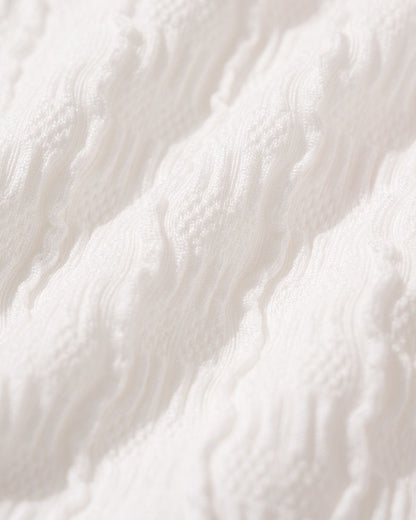 Bañador de una pieza blanco con textura y aberturas